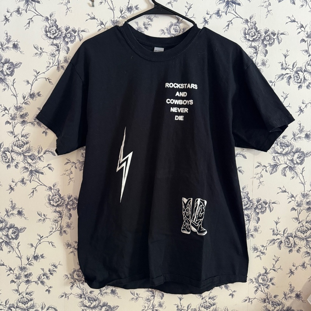 Walking 7T Ranch “Rockstars and Cowboys Never Die” TShirt